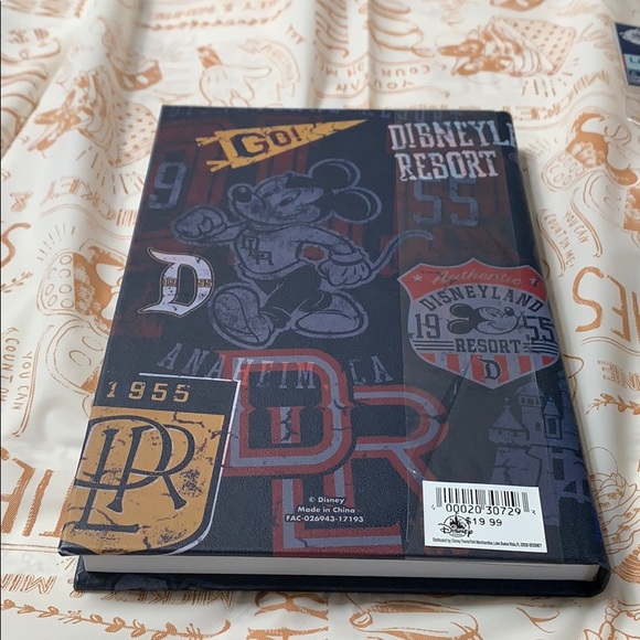 Disneyland Notebook + Light Up Pen - Picture 2 of 6